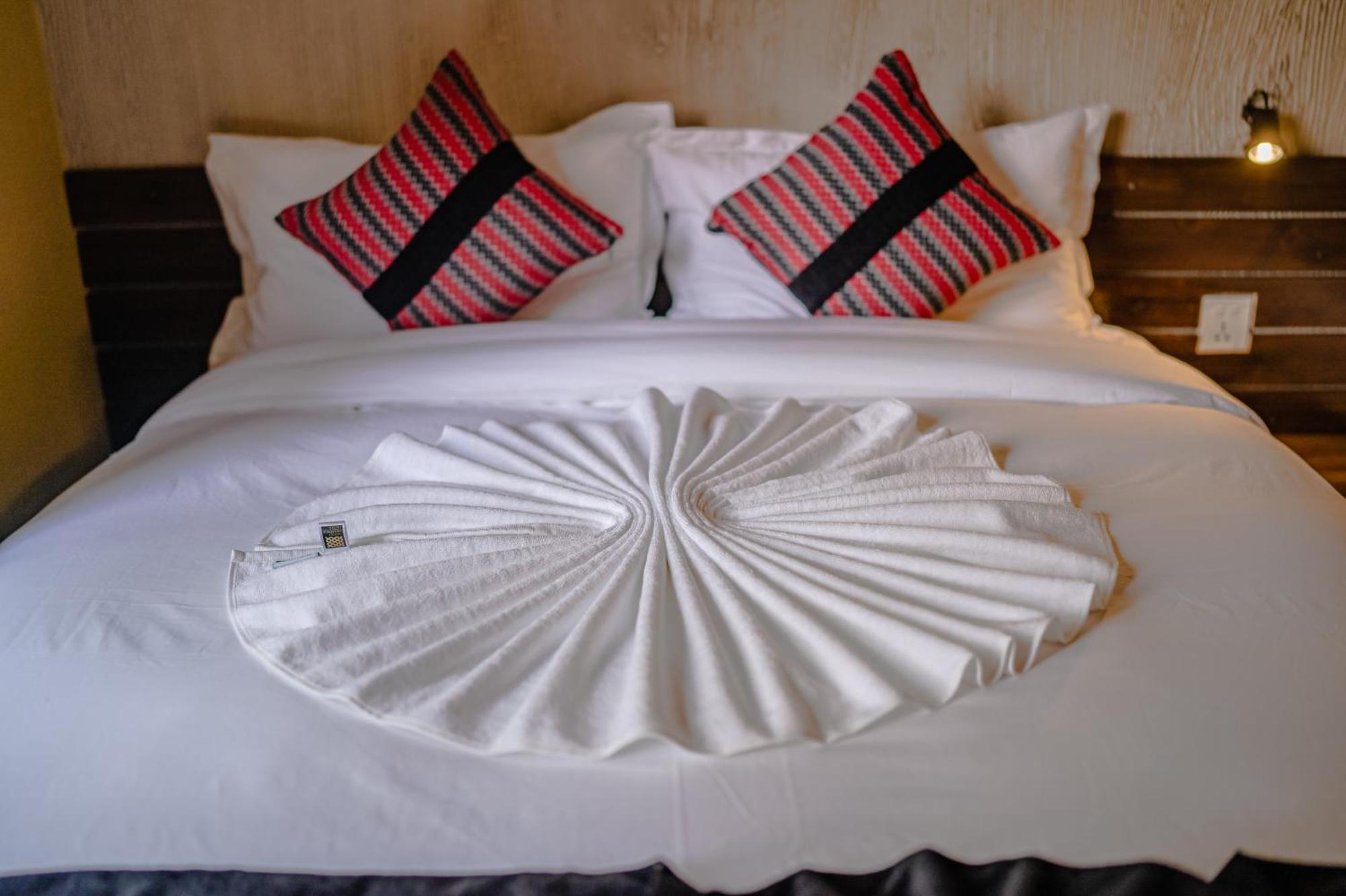 Nepali Heritage Hotel Katmandu Dış mekan fotoğraf