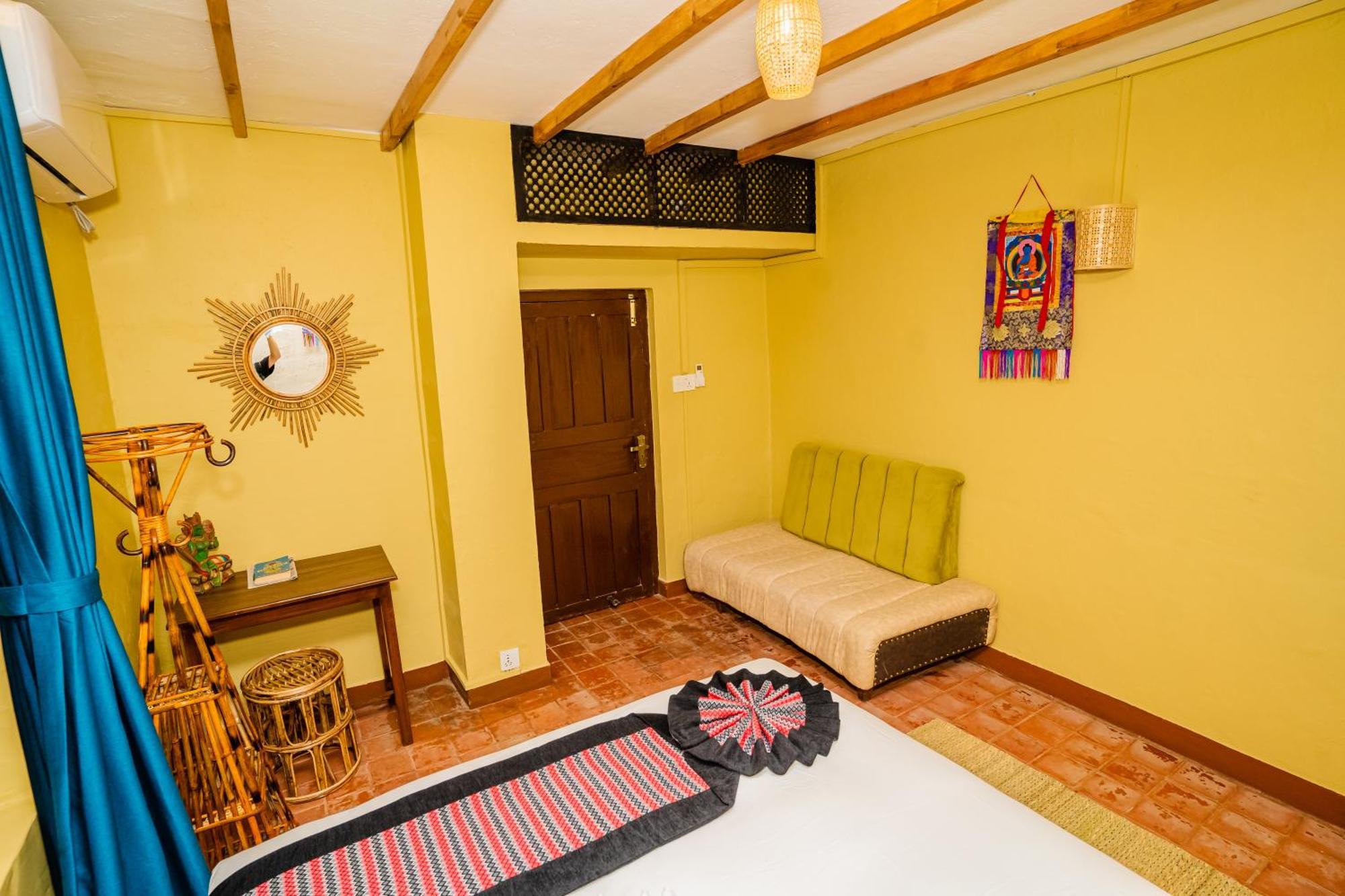 Nepali Heritage Hotel Katmandu Dış mekan fotoğraf