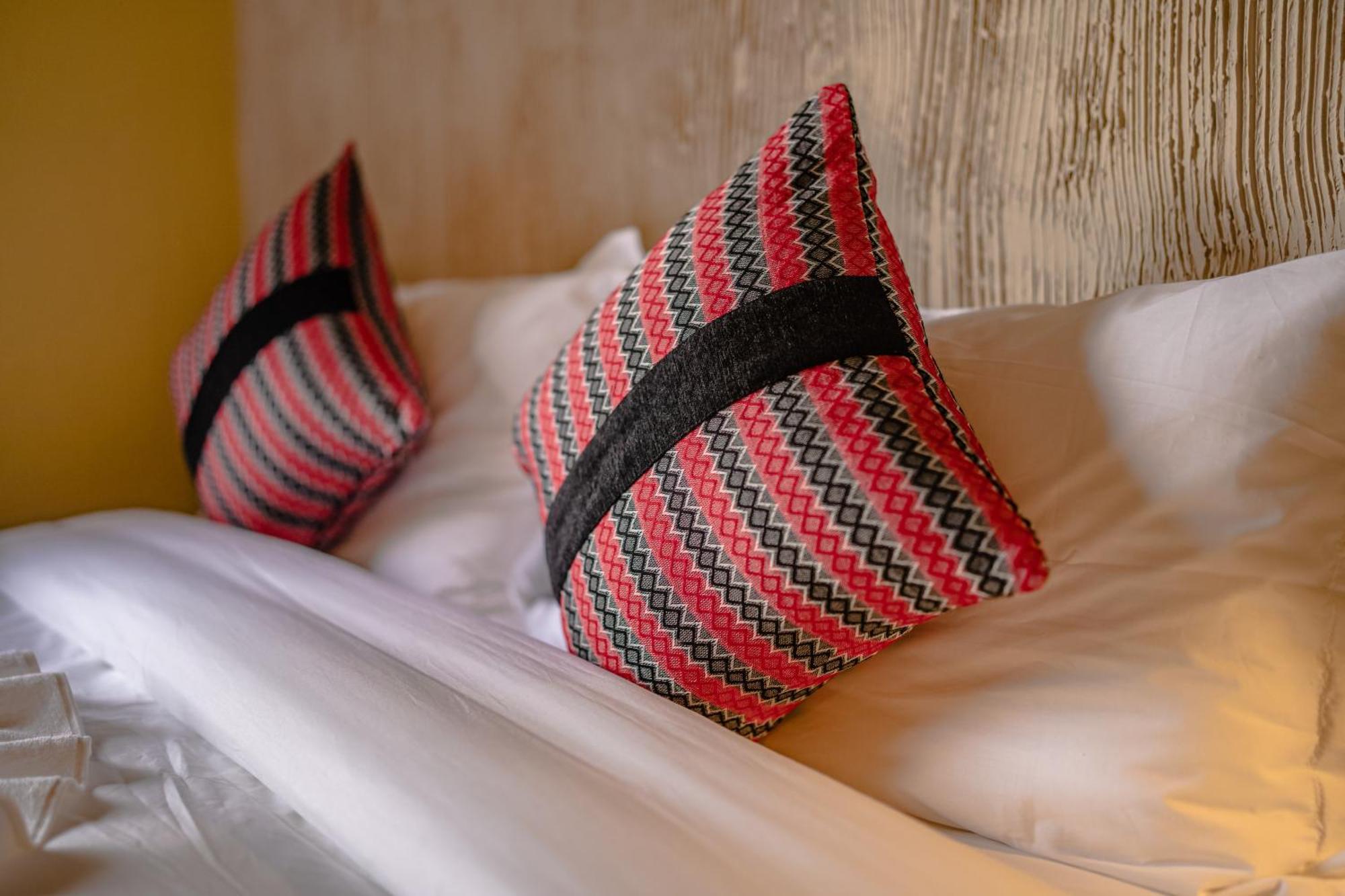 Nepali Heritage Hotel Katmandu Dış mekan fotoğraf