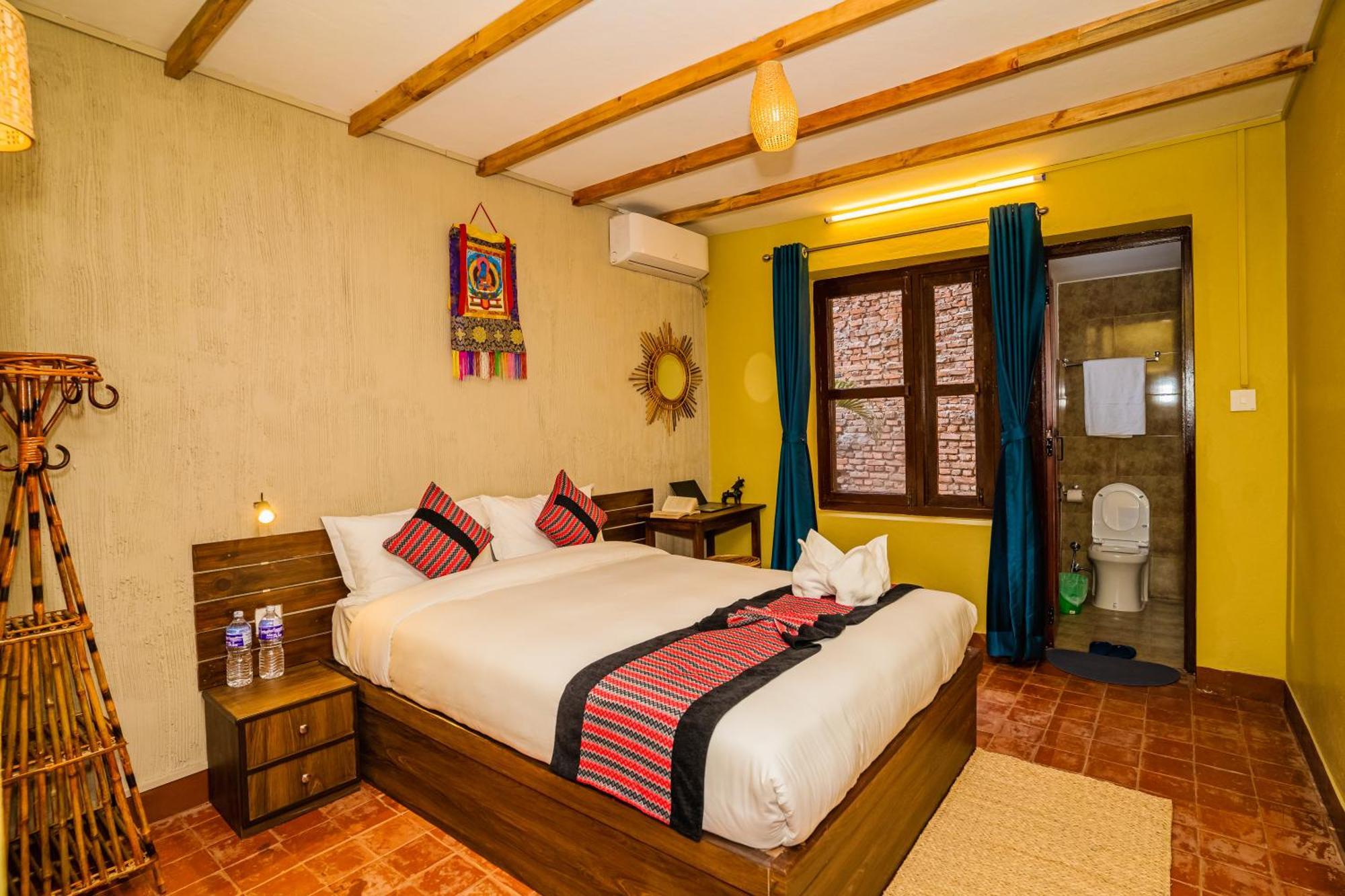 Nepali Heritage Hotel Katmandu Dış mekan fotoğraf