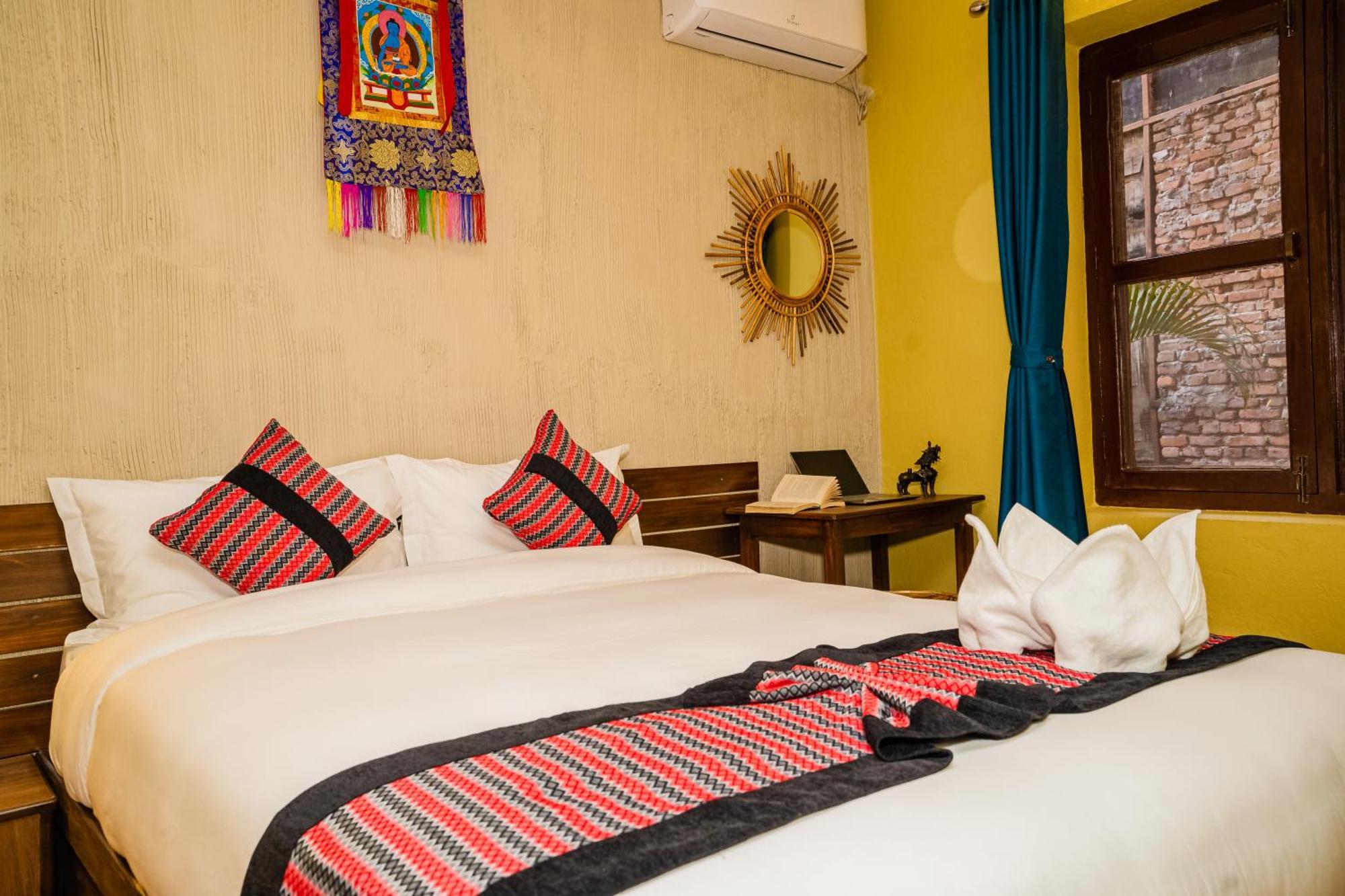 Nepali Heritage Hotel Katmandu Dış mekan fotoğraf