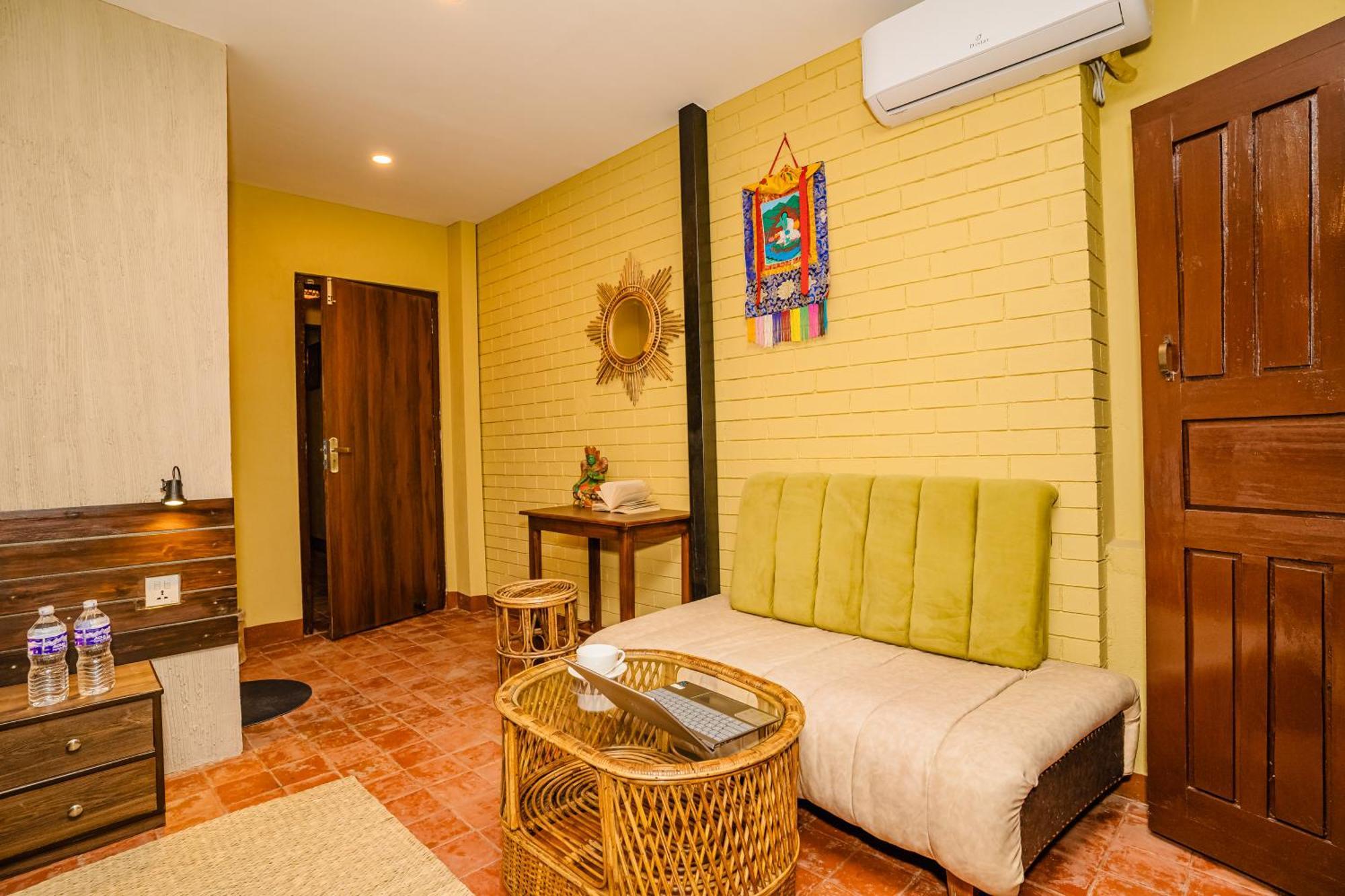 Nepali Heritage Hotel Katmandu Dış mekan fotoğraf